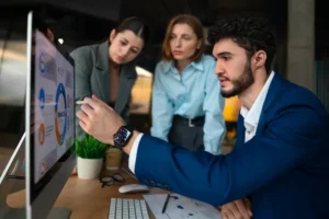 10 Tips for Building a Strong Tech Portfolio in 2025
